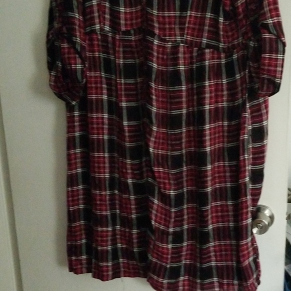 Torrid Plaid Shirtdress Plus Size 🆕️ V neck - Picture 3 of 7